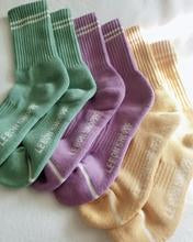 Load image into Gallery viewer, Le Bon Boyfriend Socks - butter