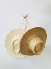 Load image into Gallery viewer, Desert Sun Hat -Golden Guatemalan Palm