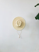 Load image into Gallery viewer, Desert Sun Hat - Natural Guatemalan Palm