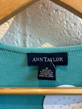 Load image into Gallery viewer, Pre-Loved Anne Klein Cardigan