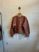Load image into Gallery viewer, Vintage Dusty Rose Sweater
