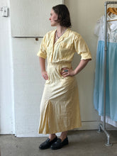Load image into Gallery viewer, Vintage Button Down Light Peach Dress
