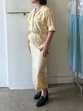 Load image into Gallery viewer, Vintage Button Down Light Peach Dress
