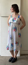 Load image into Gallery viewer, Vintage Floral Tropical Dress
