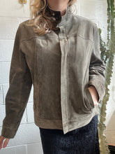 Load image into Gallery viewer, Vintage Grey Suede Jacket