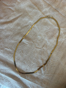 Vintage Gold Tone Monet Harringbone Necklace