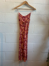 Load image into Gallery viewer, Vintage Red Floral Mini Dress