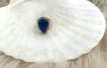 Load image into Gallery viewer, Vintage Lapis  And Silver Ring