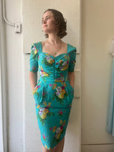 Load image into Gallery viewer, Vintage Floral Italian Dress