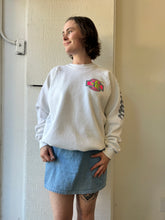 Load image into Gallery viewer, Vintage Maui Hawaii White Crew Neck Sweatshirt