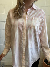 Load image into Gallery viewer, Vintage Pink and White Button Down