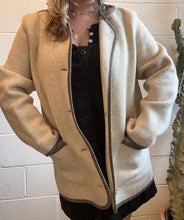 Load image into Gallery viewer, Vintage Cream LL Bean White Wool Button Coat