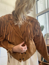 Load image into Gallery viewer, Vintage Suede Fringe Jacket