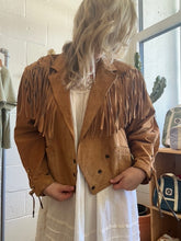 Load image into Gallery viewer, Vintage Suede Fringe Jacket