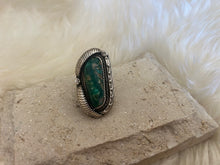 Load image into Gallery viewer, Vintage Green Turquoise and Silver Navajo Ring