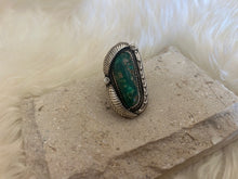 Load image into Gallery viewer, Vintage Green Turquoise and Silver Navajo Ring
