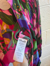 Load image into Gallery viewer, Pre-Loved Diane Von Furstenberg Wrap Blouse
