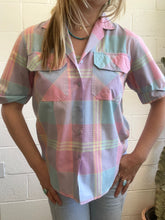 Load image into Gallery viewer, Vintage Pastel Plain Button Down