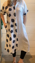 Load image into Gallery viewer, Vintage White and Black Print Dress