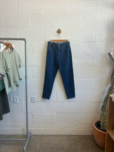 Load image into Gallery viewer, Vintage Lee Dark Wash Jeans