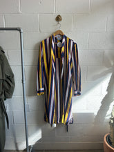 Load image into Gallery viewer, Vintage Striped Robe