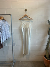Load image into Gallery viewer, Vintage White Lace Slip