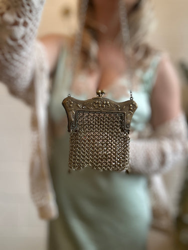 Antique 1930's Chain Coin Purse