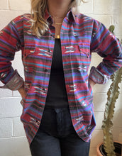 Load image into Gallery viewer, Vintage Print Men&#39;s Button Down
