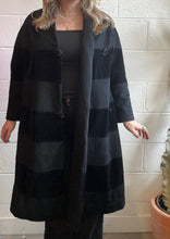 Load image into Gallery viewer, Vintage Black Winter Jacket