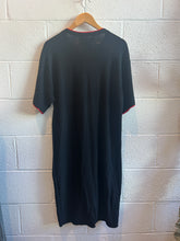 Load image into Gallery viewer, Vintage Lip Dress