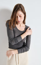 Load image into Gallery viewer, American Vintage - Women&#39;s T-Shirt Massachusetts : MELANGE CHARCOAL