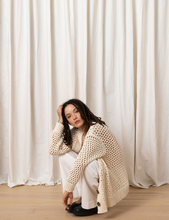 Load image into Gallery viewer, OPEN KNIT CARDIGAN - Cream