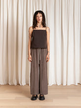 Load image into Gallery viewer, DRAWSTRING PANT - TAUPE