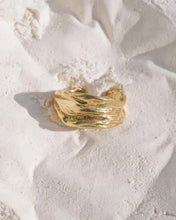 Load image into Gallery viewer, DEA DIA - Strata Gold Band Ring