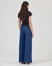 Load image into Gallery viewer, FRANKIE LOOSE - Nolita Rinse