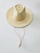 Load image into Gallery viewer, Desert Sun Hat - Natural Guatemalan Palm