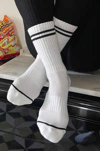 Le Bon Boyfriend Socks - classic white